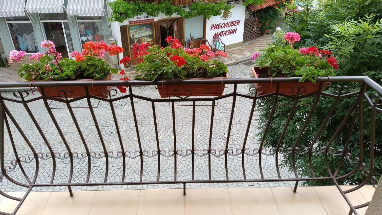 Къща За Гости Фантазия Tryavna Exterior foto